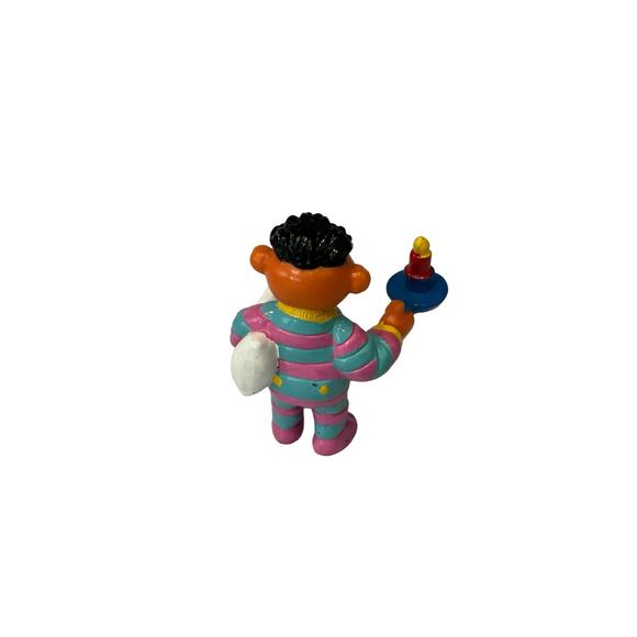Applause Sesame Street Ernie Vintage 3" PVC Figure Nightime Ernie w/ Candle - Picture 3 of 4
